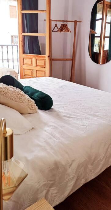 Serendipia: Tu Hogar En Este Blanco Pueblo Frigiliana Zewnętrze zdjęcie